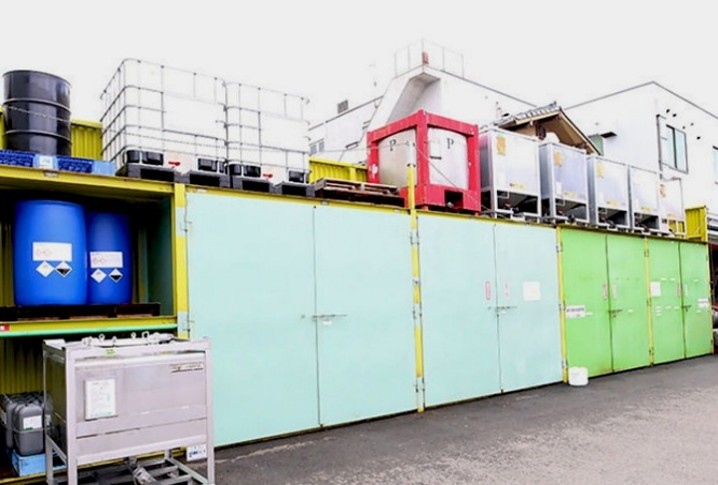 安全確保のための収納扉