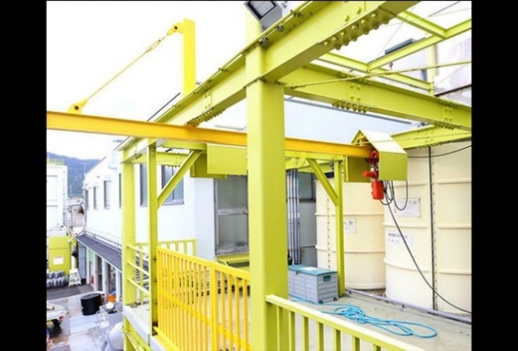 荷揚げ用クレーンレールの改修