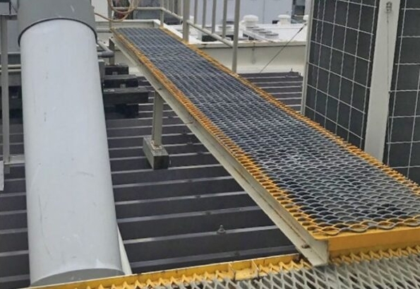 点検歩廊の画像